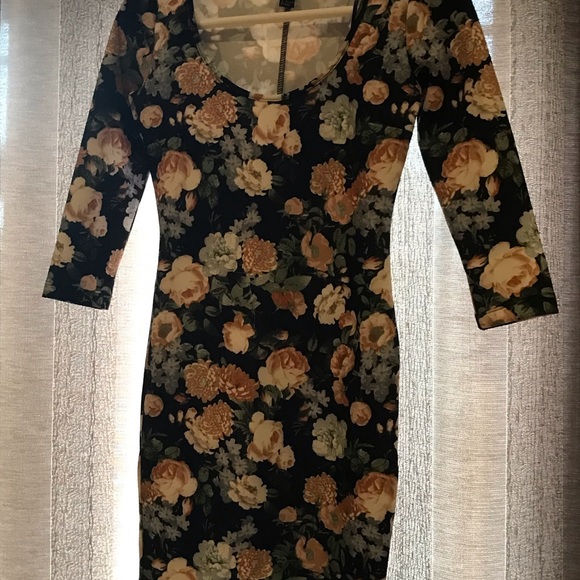 Like new forever 21 mini dress - Picture 2 of 5